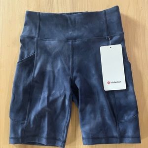 Lululemon Invigorate HR Short 8” size 4